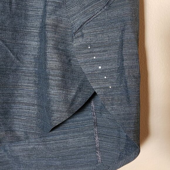 ATHLETA Run With It Textured Shorts 3.5" - Heathered Blue/Green - Size 1X - Picture 2 of 6